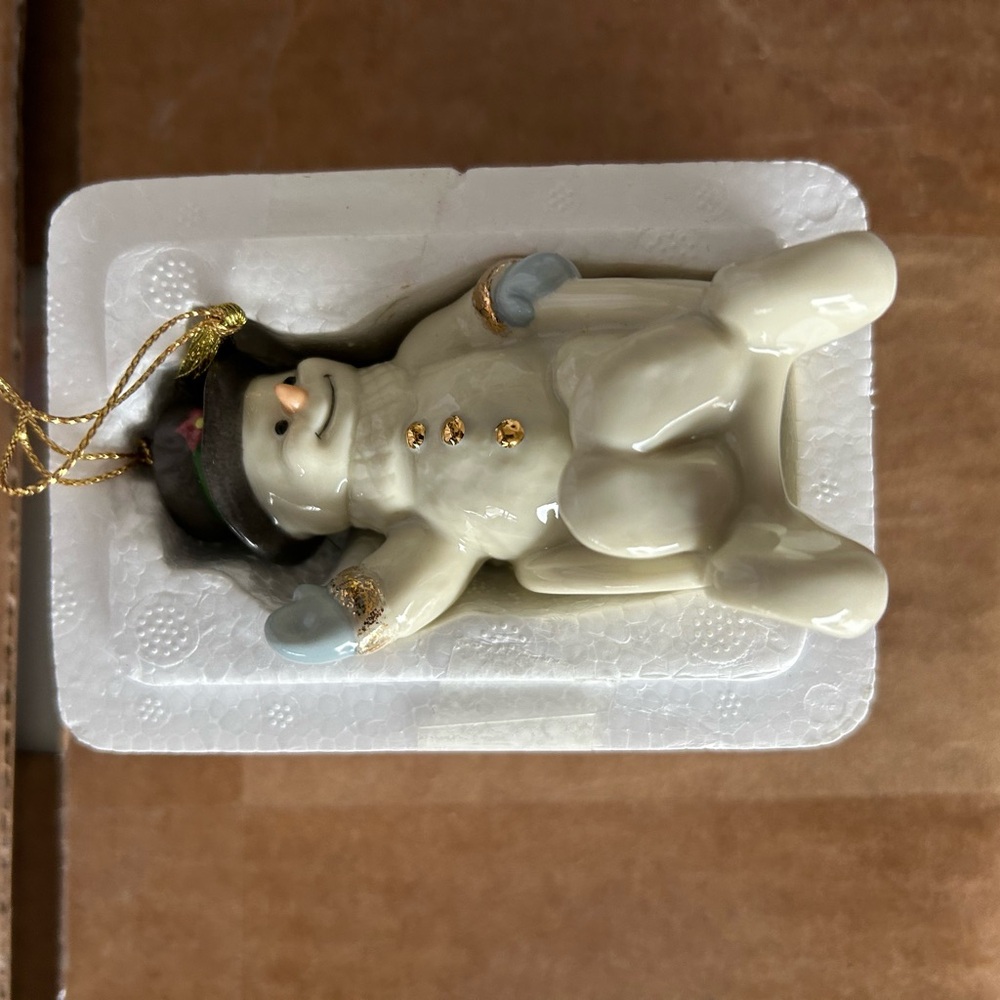 Lenox Snowman Ornament Set with Gold and Green Accents - Picture 5 of 10